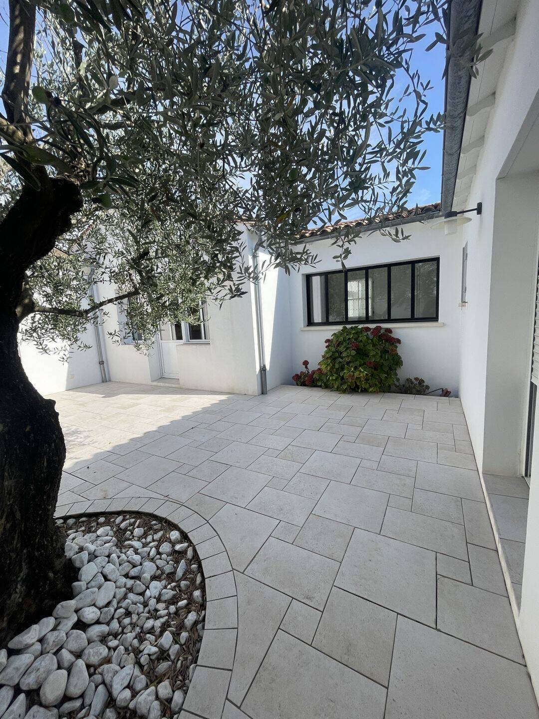 Maison 5 pièces 100 m² · à Le Bois-Plage-en-Ré · 100 m² · 899 300 €