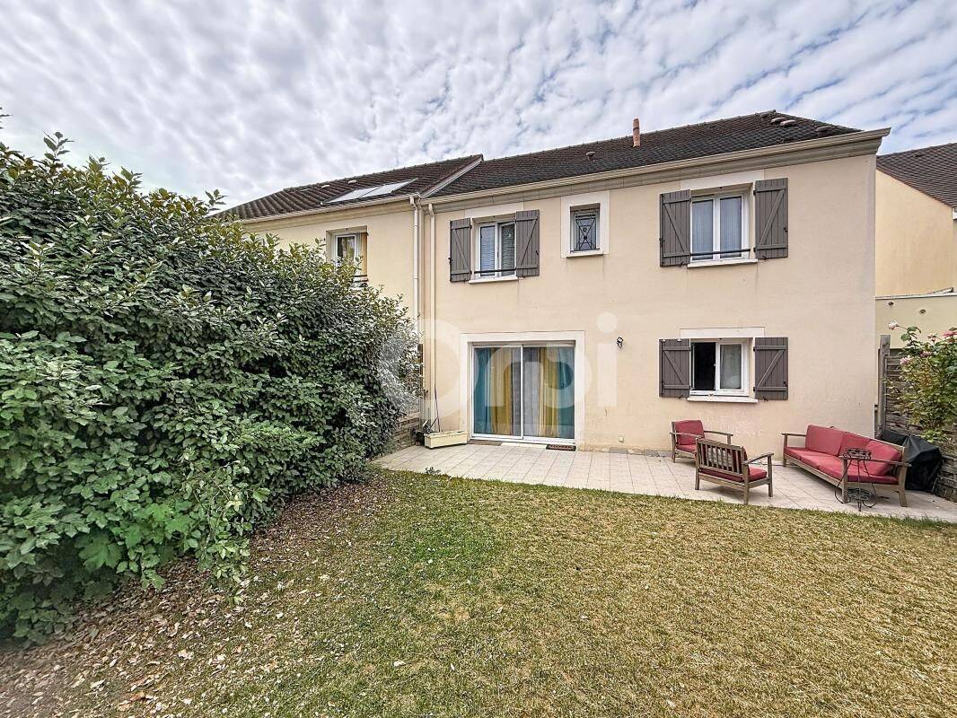 Maison 5 pièces 97 m² · à Rubelles · 97 m² · 289 000 €