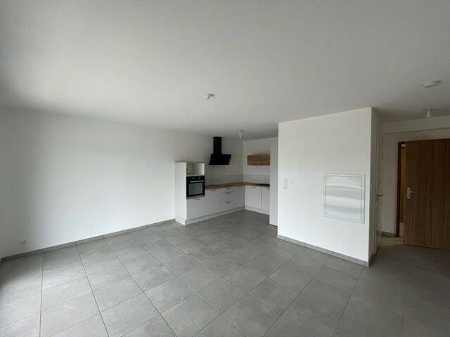 Appartement 2 pièces 50 m² · à Saint-Louis · 50 m² · 720 €