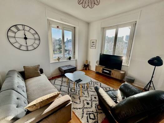 Appartement à vendre 261 250 € 5 pièces 4 chambres 110 m² Étage 2/3 Lorient 56100