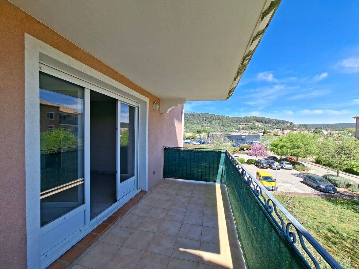 Appartement 2 pièces 41 m² · à Le Luc · 40,7 m² · 146 700 €