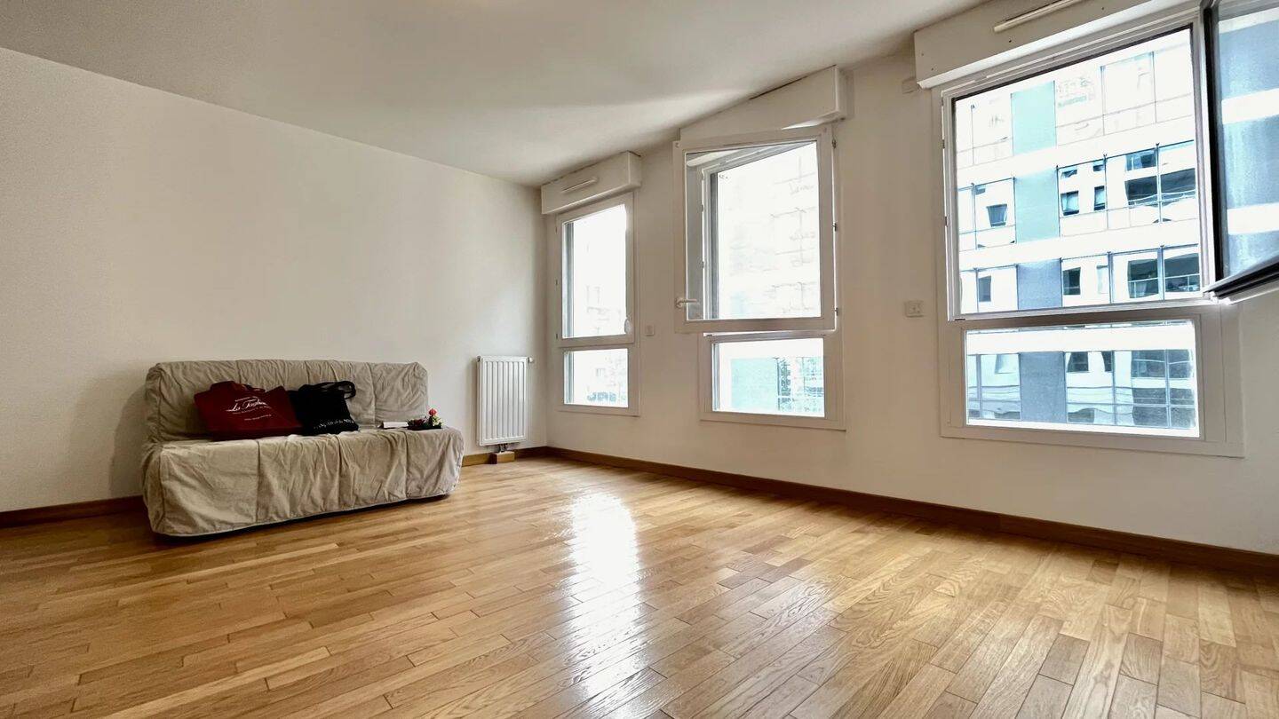 Appartement 1 pièce 33 m² · à Issy-les-Moulineaux · 33 m² · 1 350 €/mois