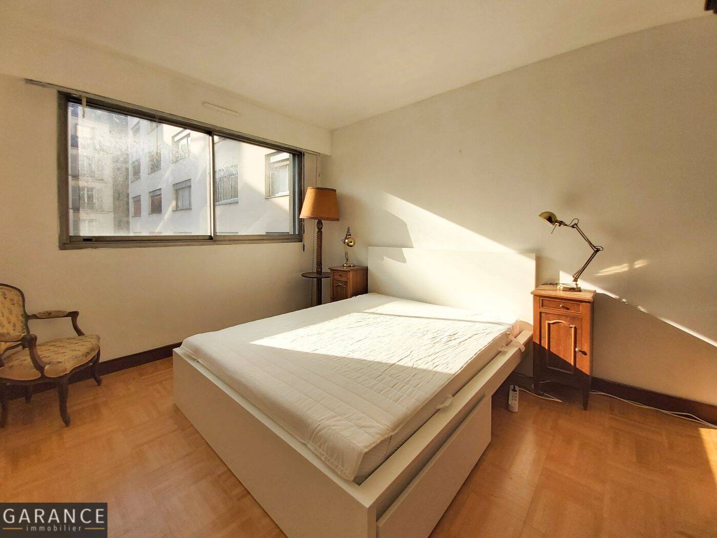 Appartement 3 pièces 66 m² · à Paris 14ème Arrondissement · 66,4 m² · 1 842 €