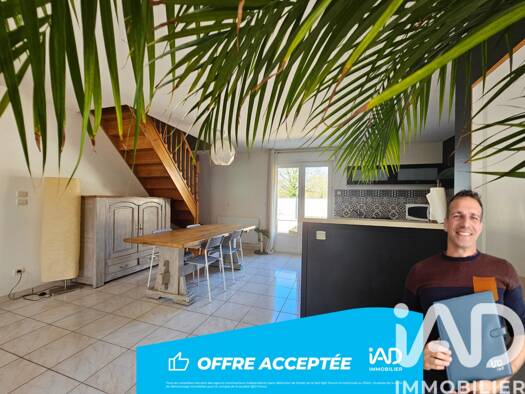 Maison à vendre 179 000 € 5 pièces 4 chambres 101 m² 373 m² de terrain Montfort-le-Gesnois 72450