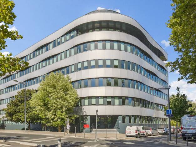 Espace bureau à louer 11 229 € 691 m² de bureaux divisible de 333 m² à 691 m² Vaise Lyon 9ème arrondissement 69009