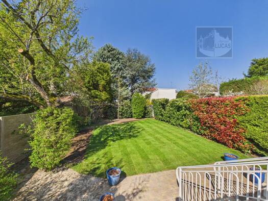Maison à vendre 850 000 € 7 pièces 4 chambres 190 m² 435 m² de terrain Les Pierres Beurres Verrières-le-Buisson 91370