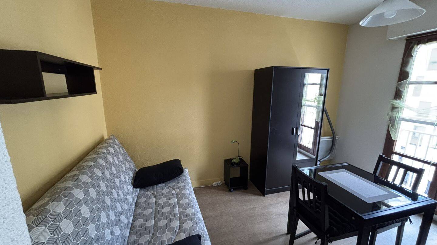 Appartement 1 pièce 19 m² · à Saint-Étienne · 19 m² · 355 €/mois