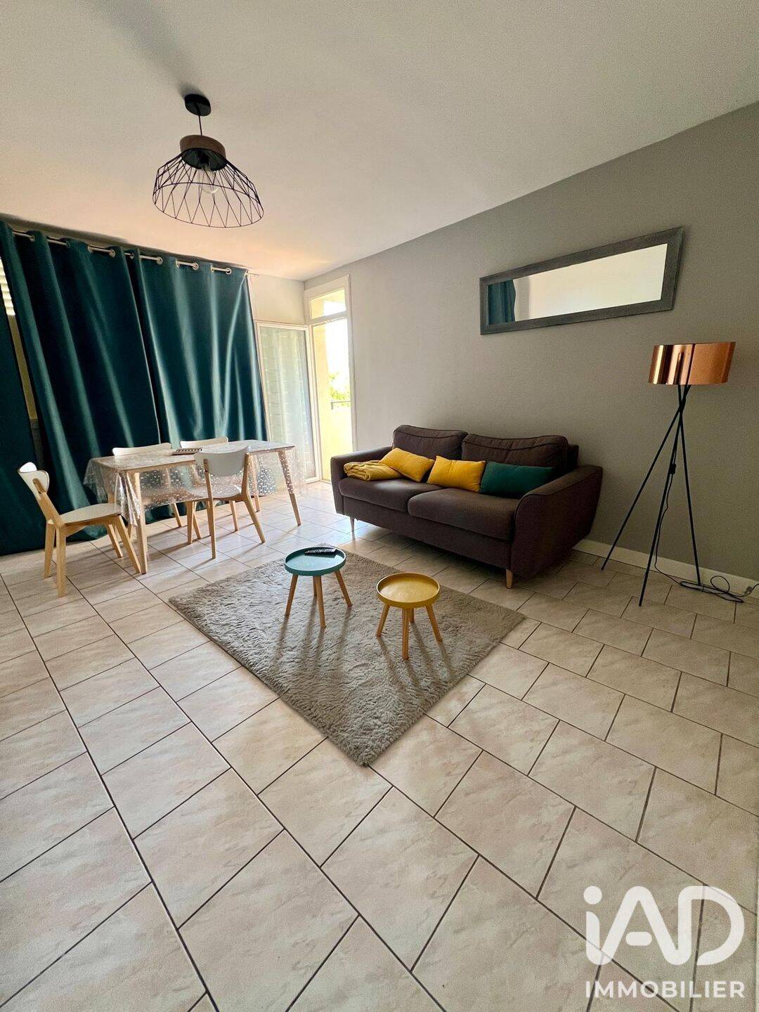 Appartement 4 pièces 71 m² · à Bourges · 71 m² · 78 000 €
