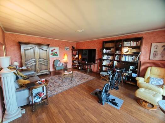Appartement à vendre 115 000 € 3 pièces 1 chambre 80 m² Étage 1/2 Paix-Wilson-Machard Dole 39100