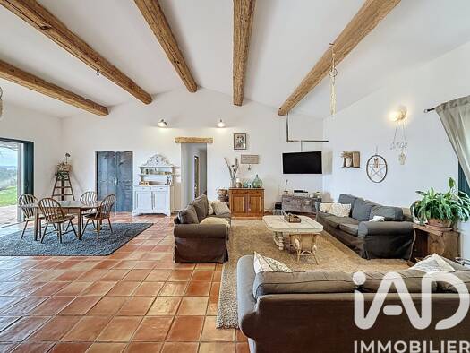 Maison à vendre 955 000 € 5 pièces 3 chambres 150 m² Besse-sur-Issole 83890