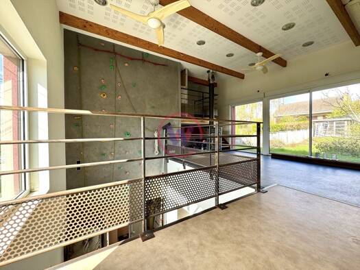 Maison à vendre 241 000 € 5 pièces 2 chambres 84 m² 1 037 m² de terrain Centre Saint-Laurent-Blangy 62223