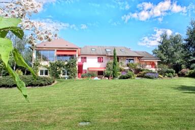 Maison à vendre 379 000 € 10 pièces 6 chambres 235 m² 4 356 m² de terrain St Yorre 03270