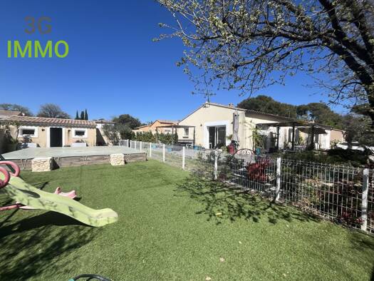 Maison de plain-pied à vendre 370 000 € 5 pièces 3 chambres 137,9 m² 764 m² de terrain Saint-Paul-les-Fonts 30330