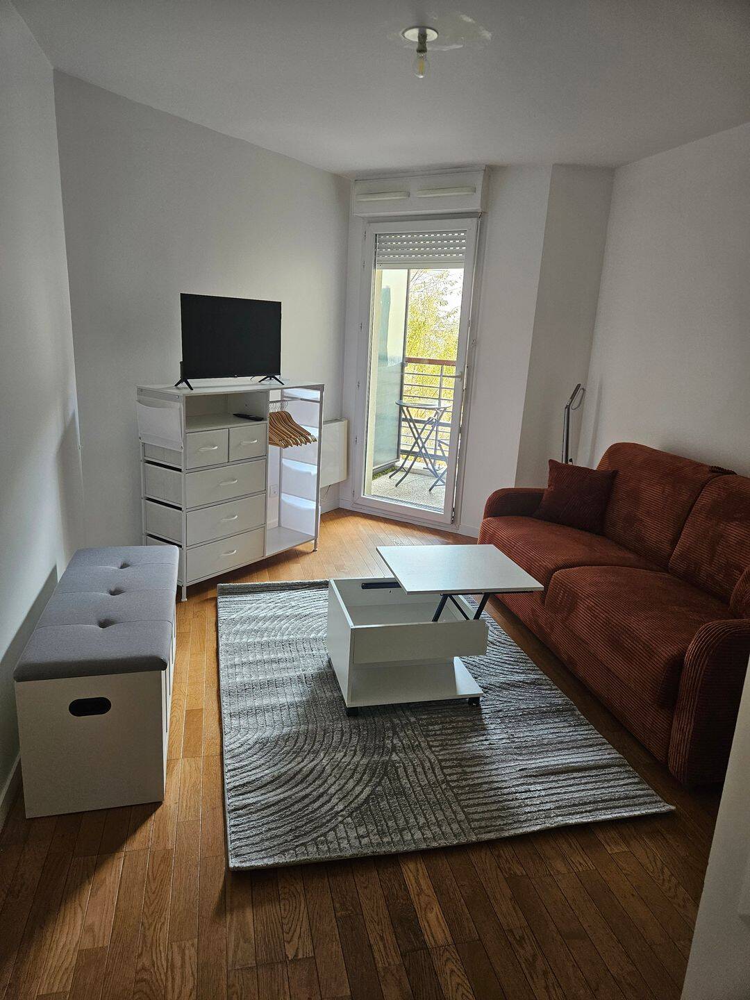 Appartement 1 pièce 23 m² · à Suresnes · 23 m² · 920 €/mois