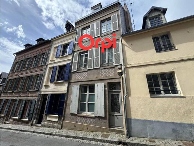 Maison de ville à vendre 420 000 € 5 pièces 4 chambres 98 m² 49 m² de terrain Secteur Sauvegarde Honfleur 14600
