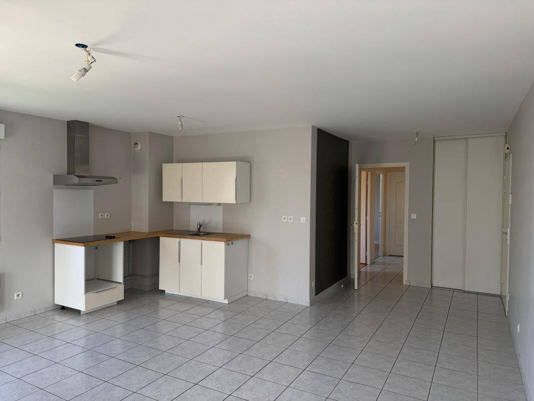 Appartement 3 pièces 63 m² · à Chambray-lès-Tours · 62,5 m² · 859 €