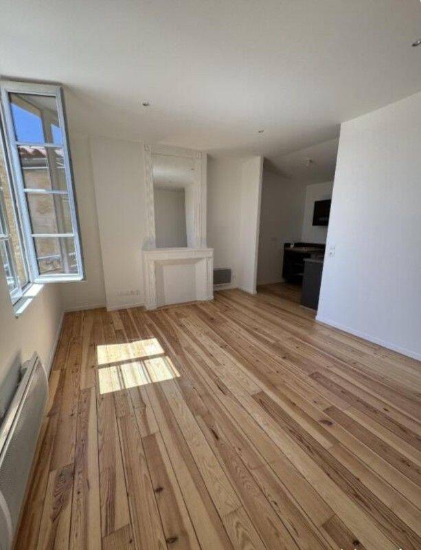 Appartement 2 pièces 56 m² · à Bordeaux · 56 m² · 905 €