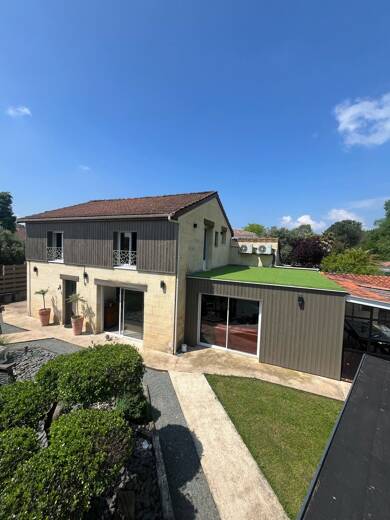 Maison à vendre 449 000 € 4 pièces 3 chambres 150 m² 2 000 m² de terrain Izon 33450