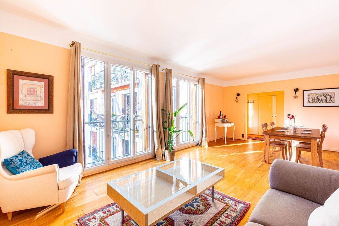 Appartement 2 pièces 65 m² · à Neuilly-sur-Seine · 65 m² · 2 980 €/mois