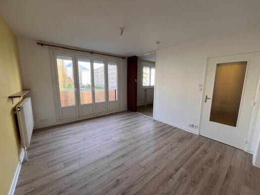 Appartement à louer 520 € 1 pièce 32 m² 1er étage Seyssinet-Pariset 38170