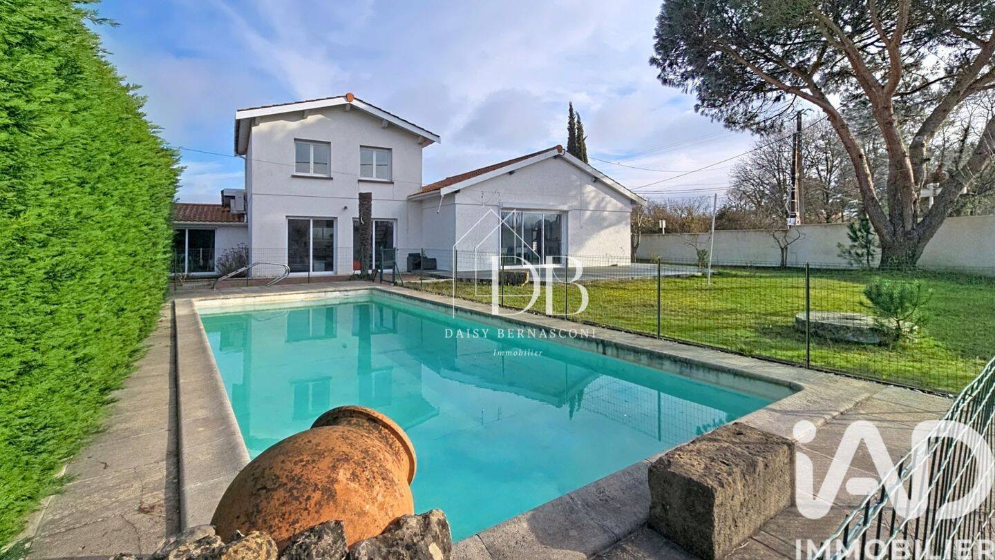 Maison 6 pièces 168 m² · à Martillac · 168 m² · 451 000 €