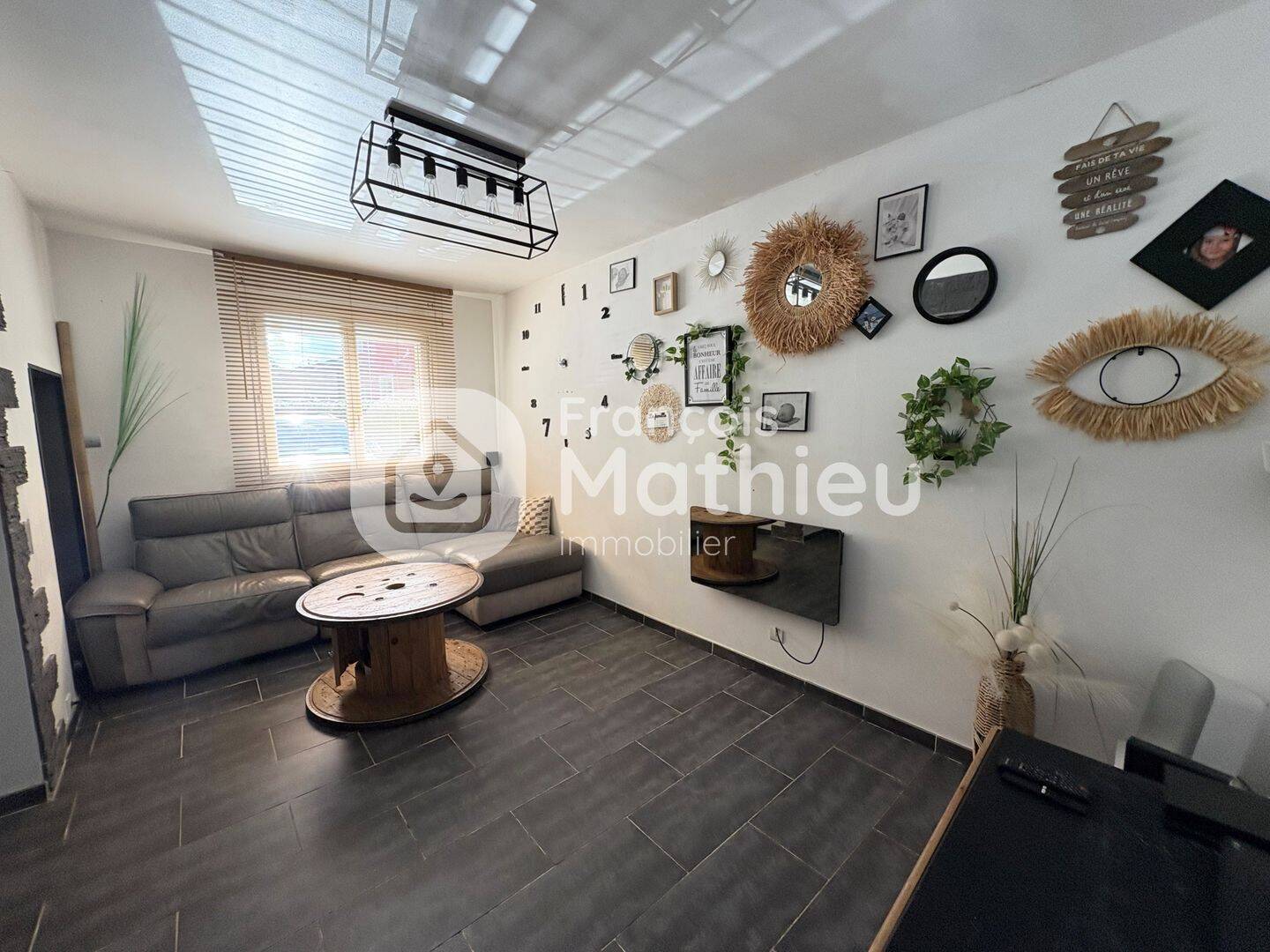 Appartement 4 pièces 101 m² · à Villars-les-Dombes · 100,6 m² · 202 000 €