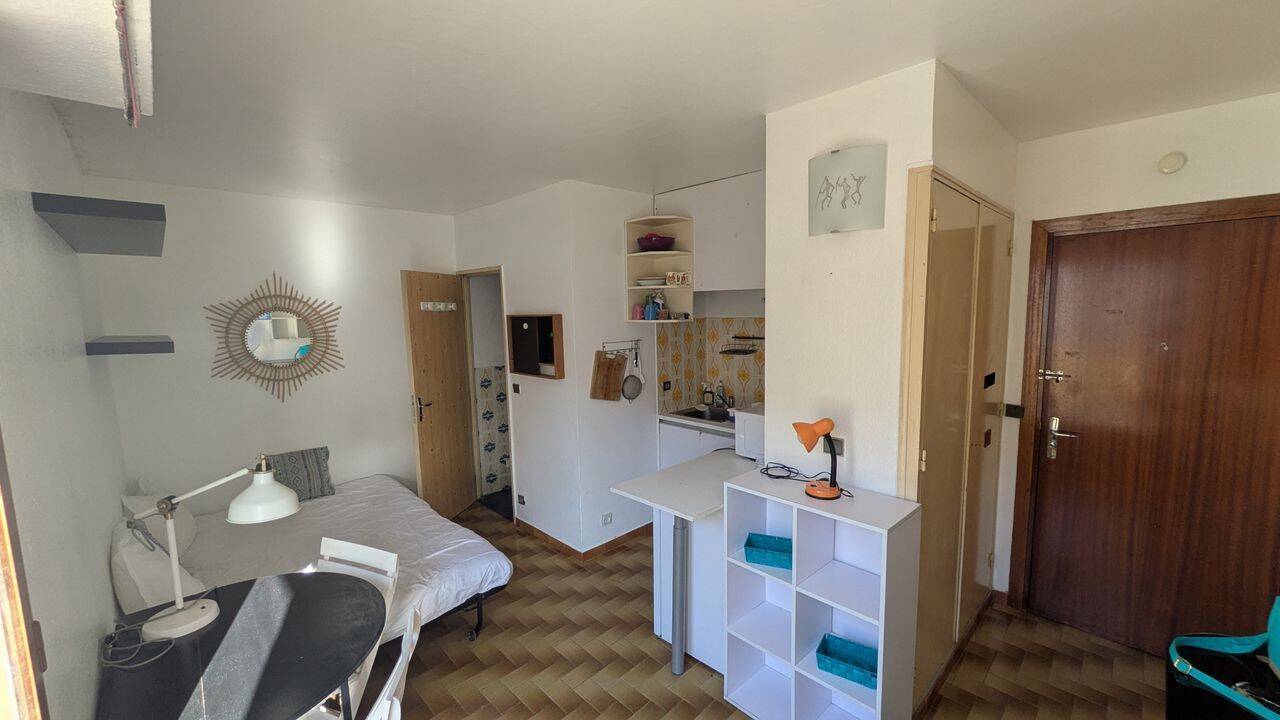 Appartement 1 pièce 20 m² · à Toulon · 20 m² · 460 €
