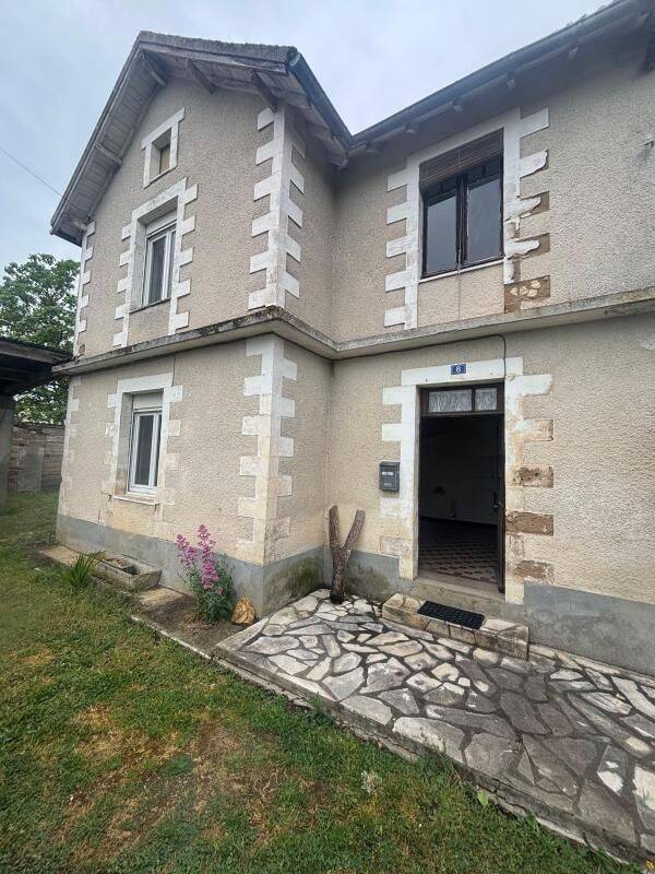 Maison 3 pièces 54 m² · à Antigny · 54 m² · 39 999 €