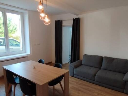 Appartement à louer 695 € 3 pièces 2 chambres 51 m² Saint-Martin-du-Bois 33910