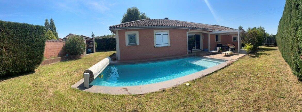 Maison 5 pièces 145 m² · à Assieu · 145 m² · 1 500 €