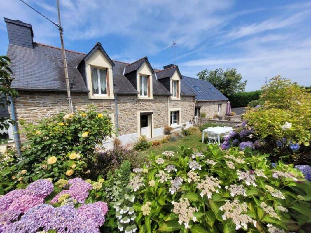 Maison 7 pièces 135 m² · à Melgven · 135 m² · 261 000 €