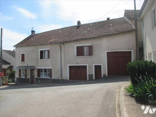 Maison à vendre 85 000 € 6 pièces 4 chambres 192 m² 542 m² de terrain Port-sur-Saône 70170