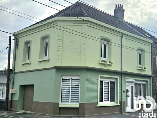 Maison de ville à vendre 137 000 € 4 pièces 3 chambres 112 m² 100 m² de terrain Nord Annezin 62232