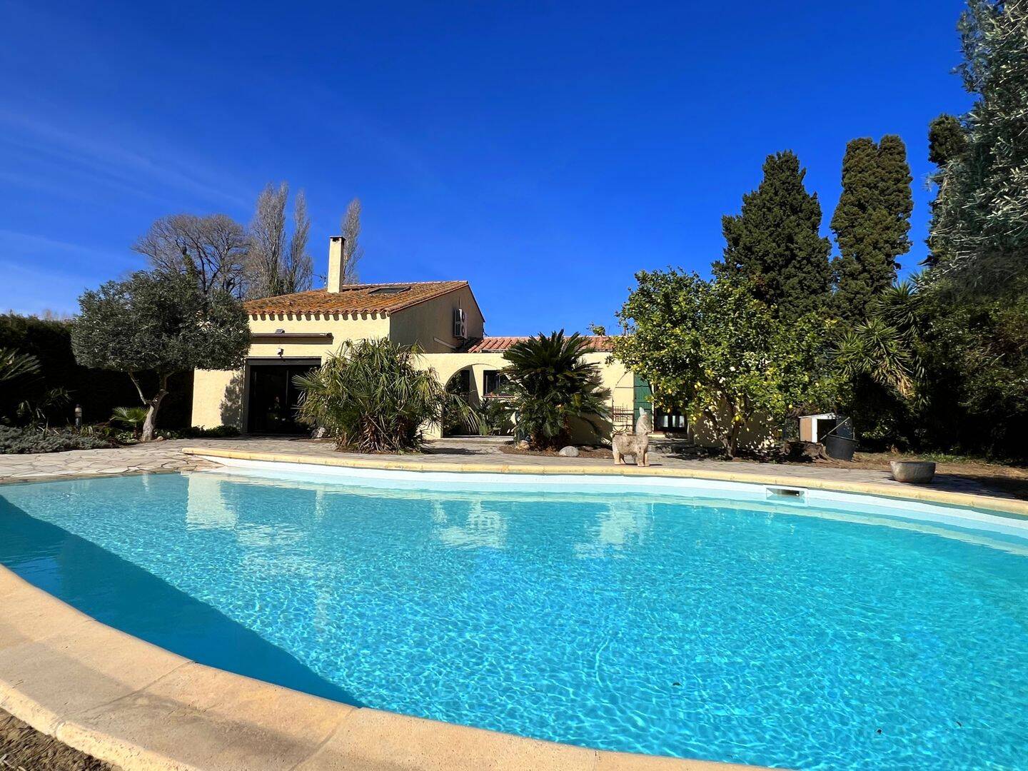 Maison 5 pièces 140 m² · à Perpignan · 140 m² · 599 000 €