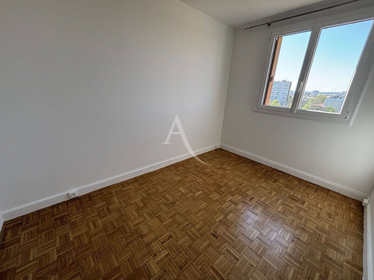 Appartement 3 pièces 59 m² · à Bondy · 58,8 m² · 1 020 €