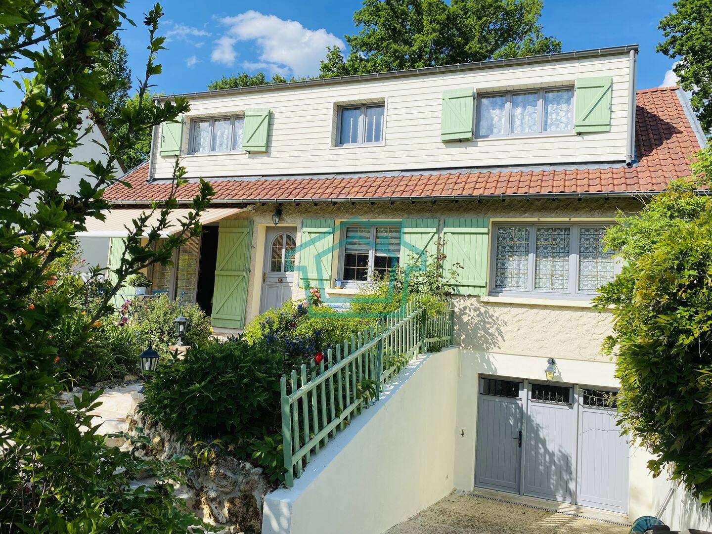 Maison 7 pièces 159 m² · à La Queue-les-Yvelines · 159 m² · 489 000 €