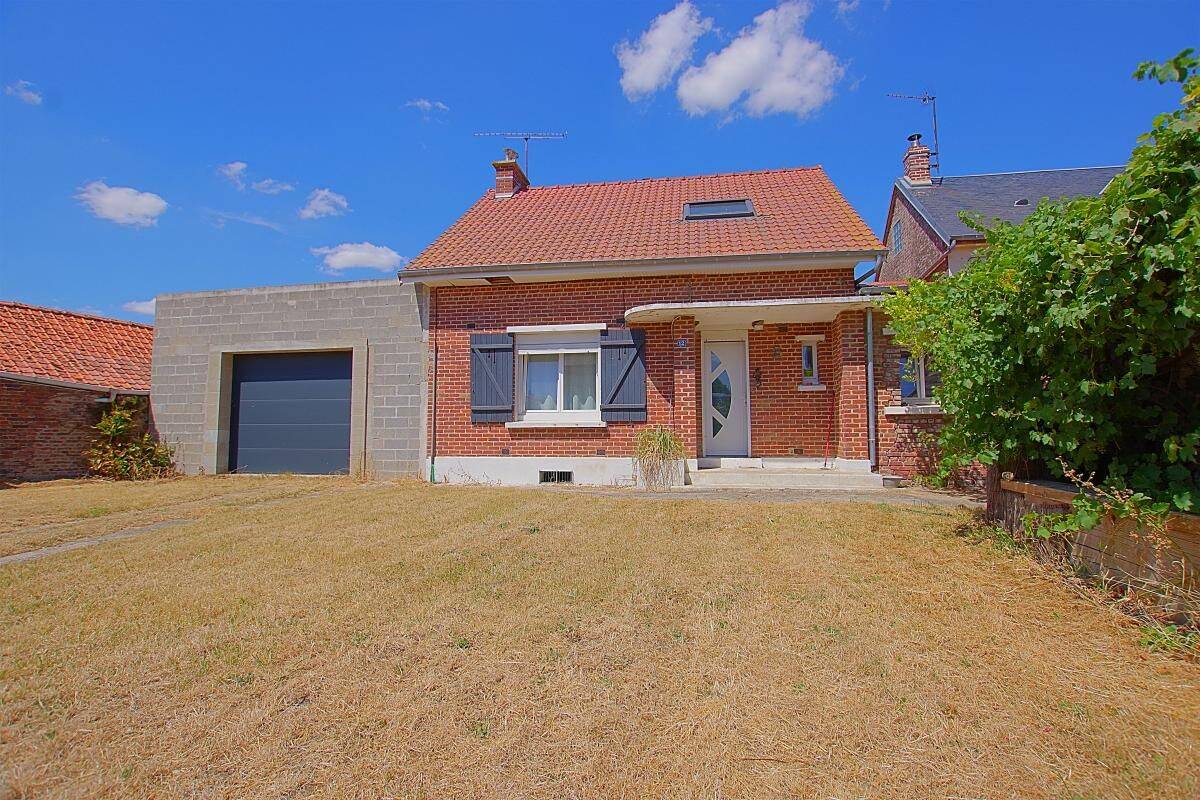 Maison 5 pièces 93 m² · à Cressy-Omencourt · 92,8 m² · 135 000 €