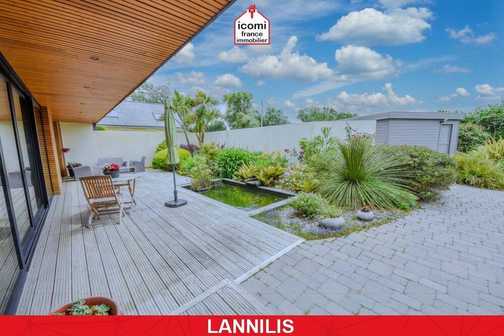 Maison 18 pièces 393 m² · à Lannilis · 393 m² · 1 025 000 €