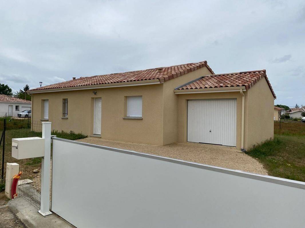 Maison 4 pièces 89 m² · à Nègrepelisse · 89 m² · 990 €/mois