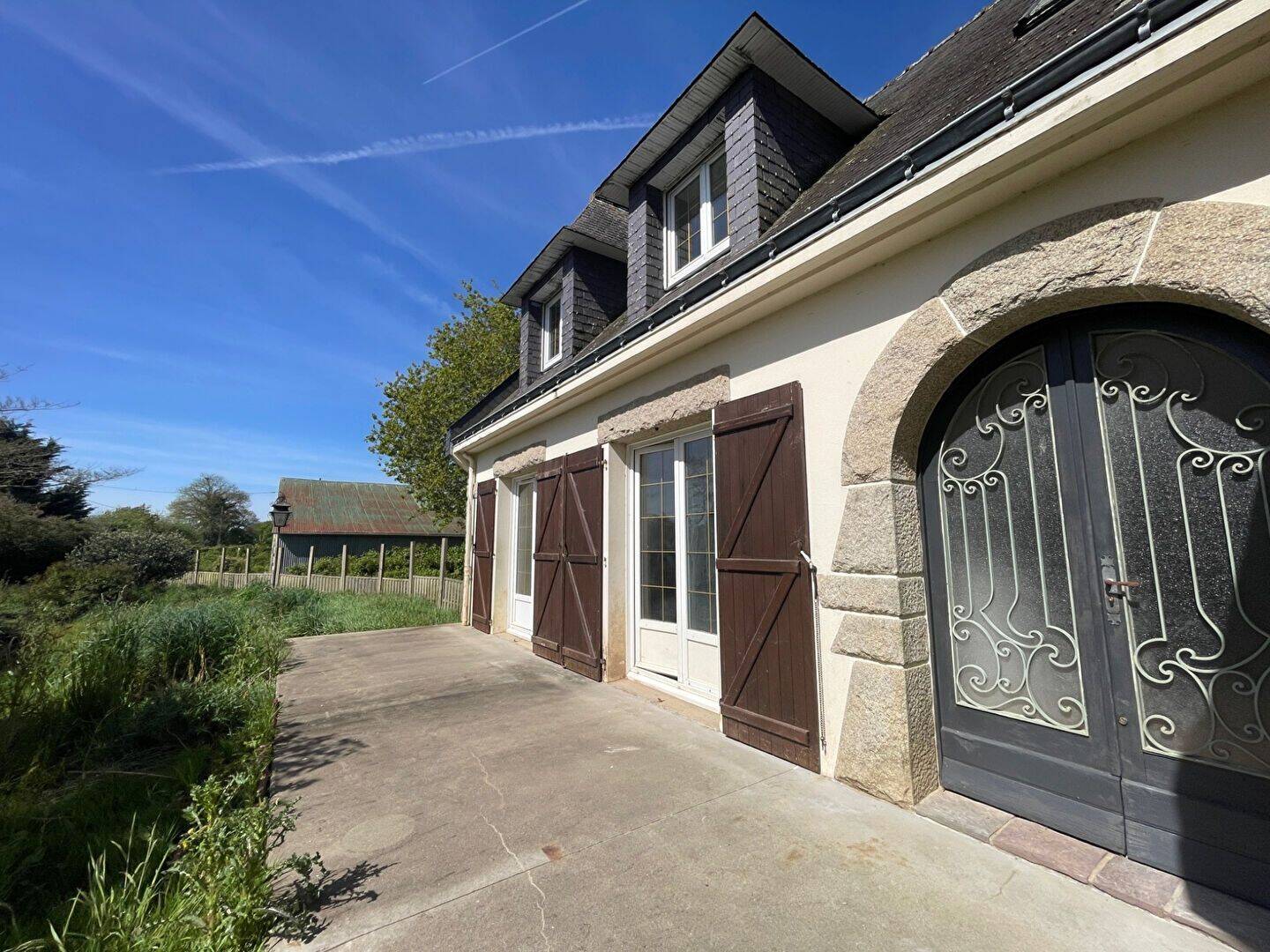 Maison 8 pièces 205 m² · à Meslan · 205 m² · 295 000 €