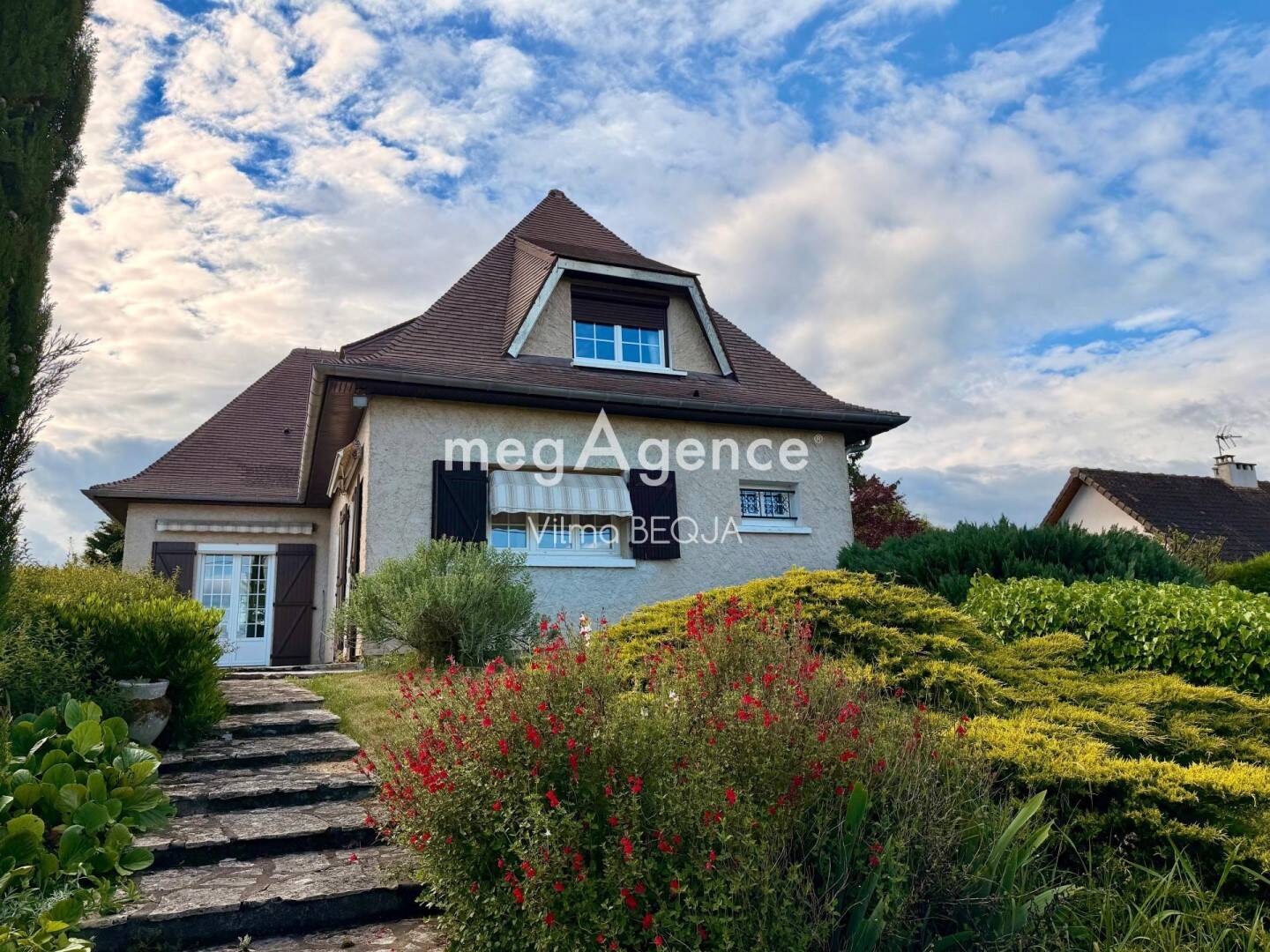 Maison 5 pièces 140 m² · à Pont-sur-Yonne · 140 m² · 239 000 €