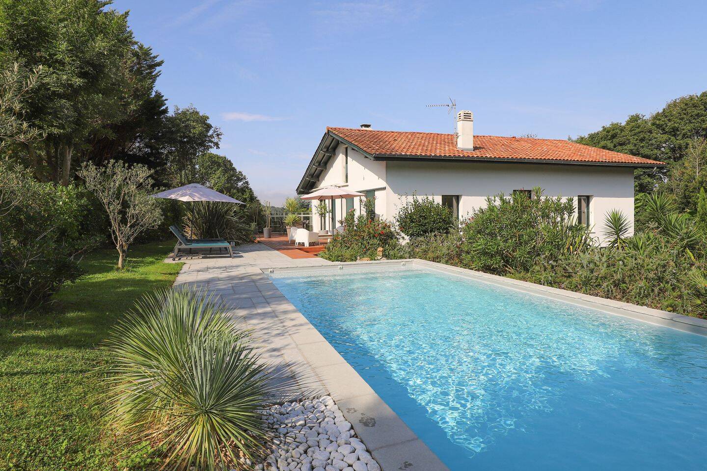Maison 6 pièces 215 m² · à Arbonne · 215 m² · 1 490 000 €