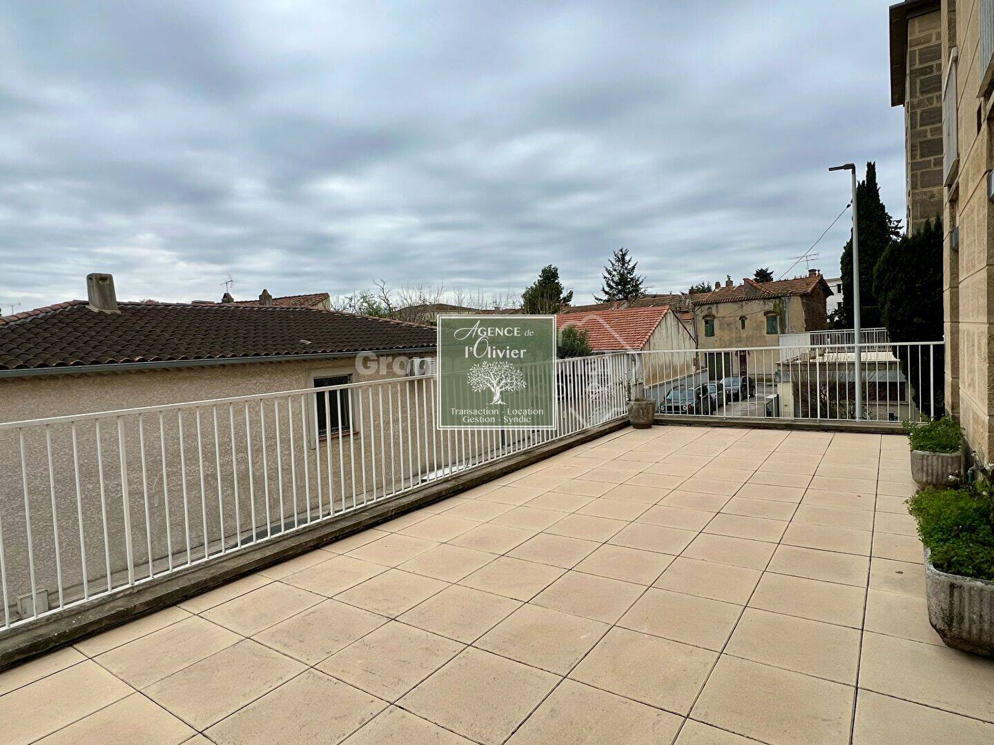 Appartement 4 pièces 91 m² · à Arles · 91 m² · 925 €