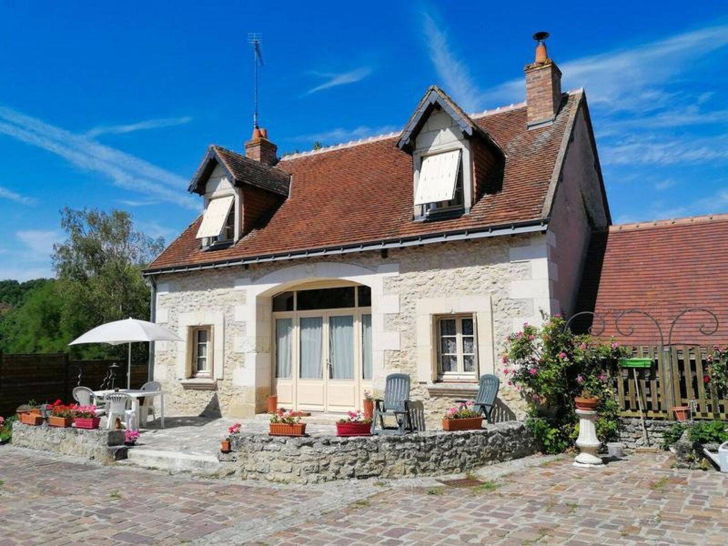 Maison 6 pièces 140 m² · à Chemillé-sur-Indrois · 140 m² · 229 950 €