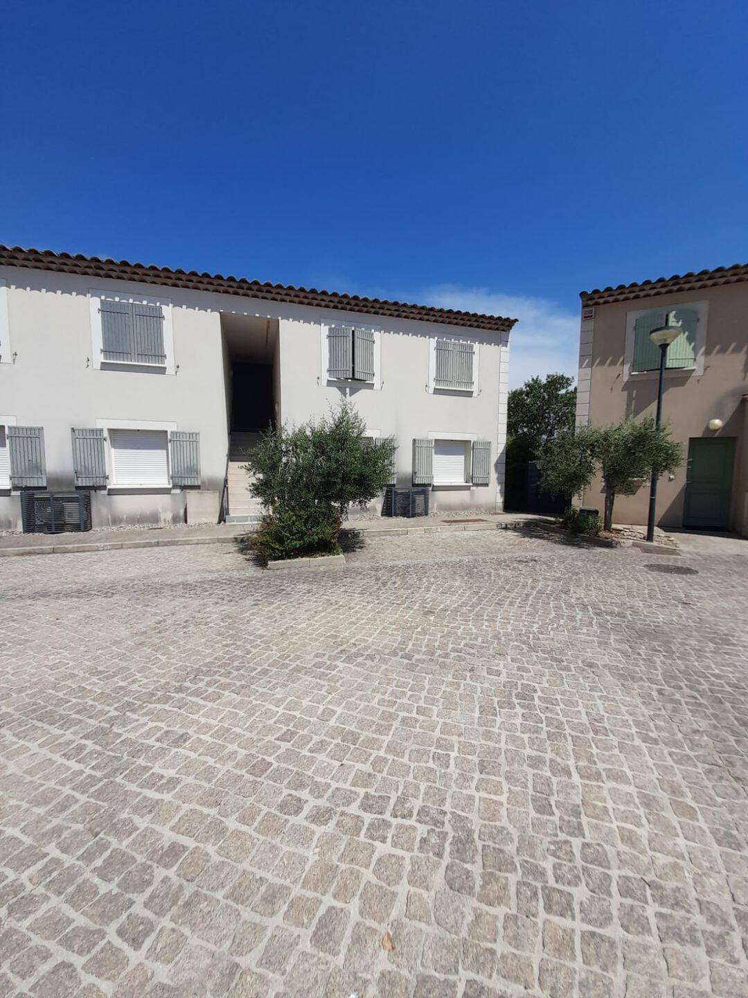 Appartement 3 pièces 68 m² · à Sénas · 67,8 m² · 233 200 €