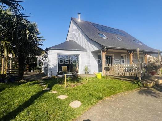 Maison à vendre 381 100 € 8 pièces 6 chambres 201 m² La Landec 22980