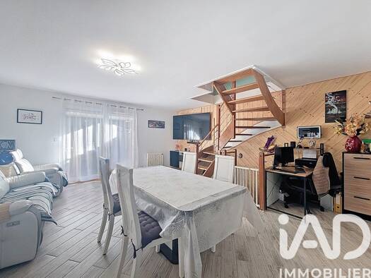 Maison à vendre 291 000 € 4 pièces 3 chambres 90 m² 161 m² de terrain Nord Louvres 95380