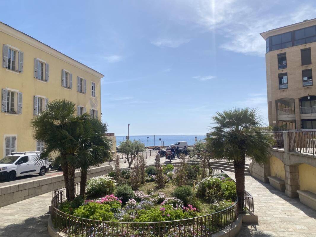 Appartement 4 pièces 74 m² · à Ajaccio · 74 m² · 320 000 €