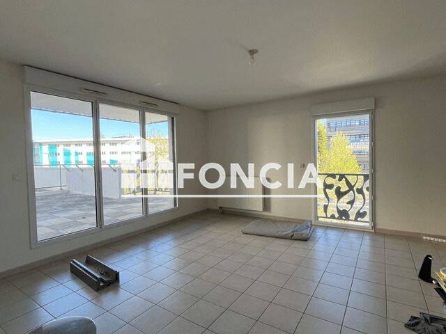 Appartement 3 pièces 82 m² · à Hérouville-Saint-Clair · 82,3 m² · 806 €