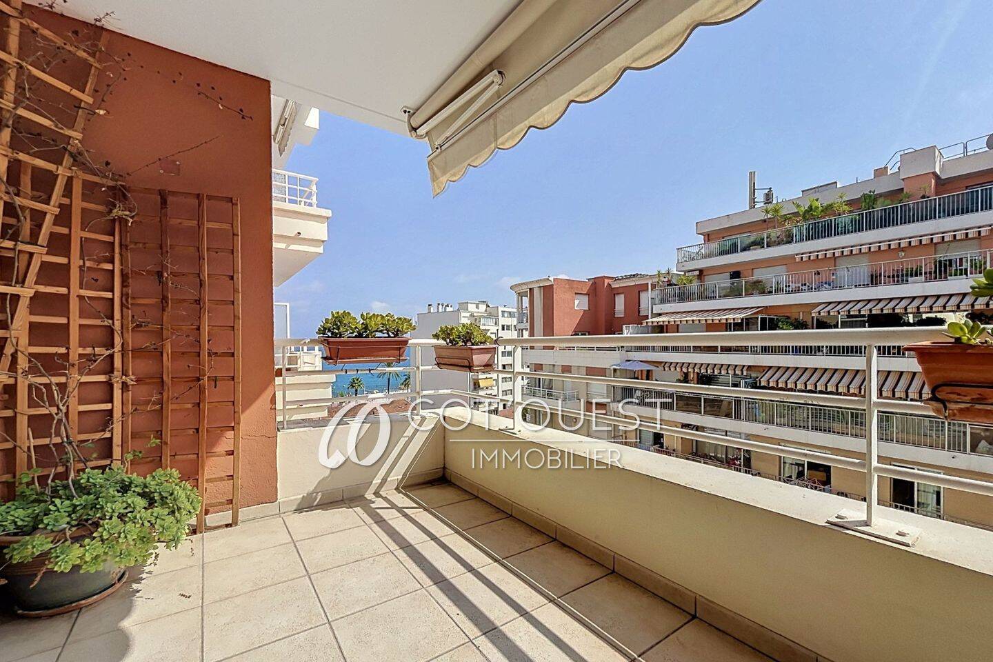 Appartement 3 pièces 72 m² · à Nice · 71,5 m² · 396 000 €